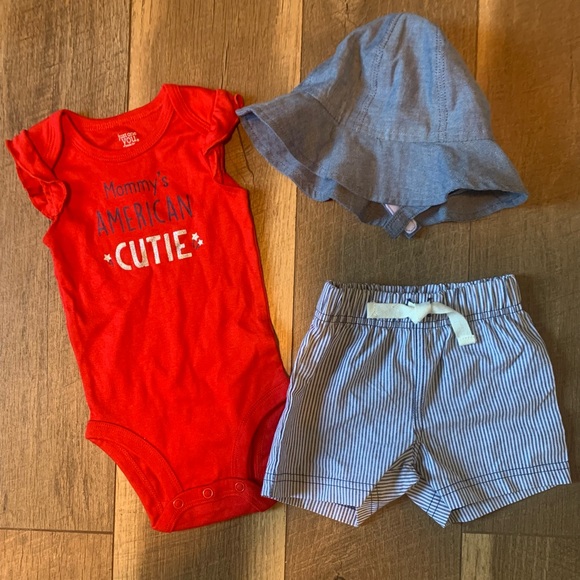 NEW Carter’s 3 Piece Infant Girl Set - Picture 1 of 10